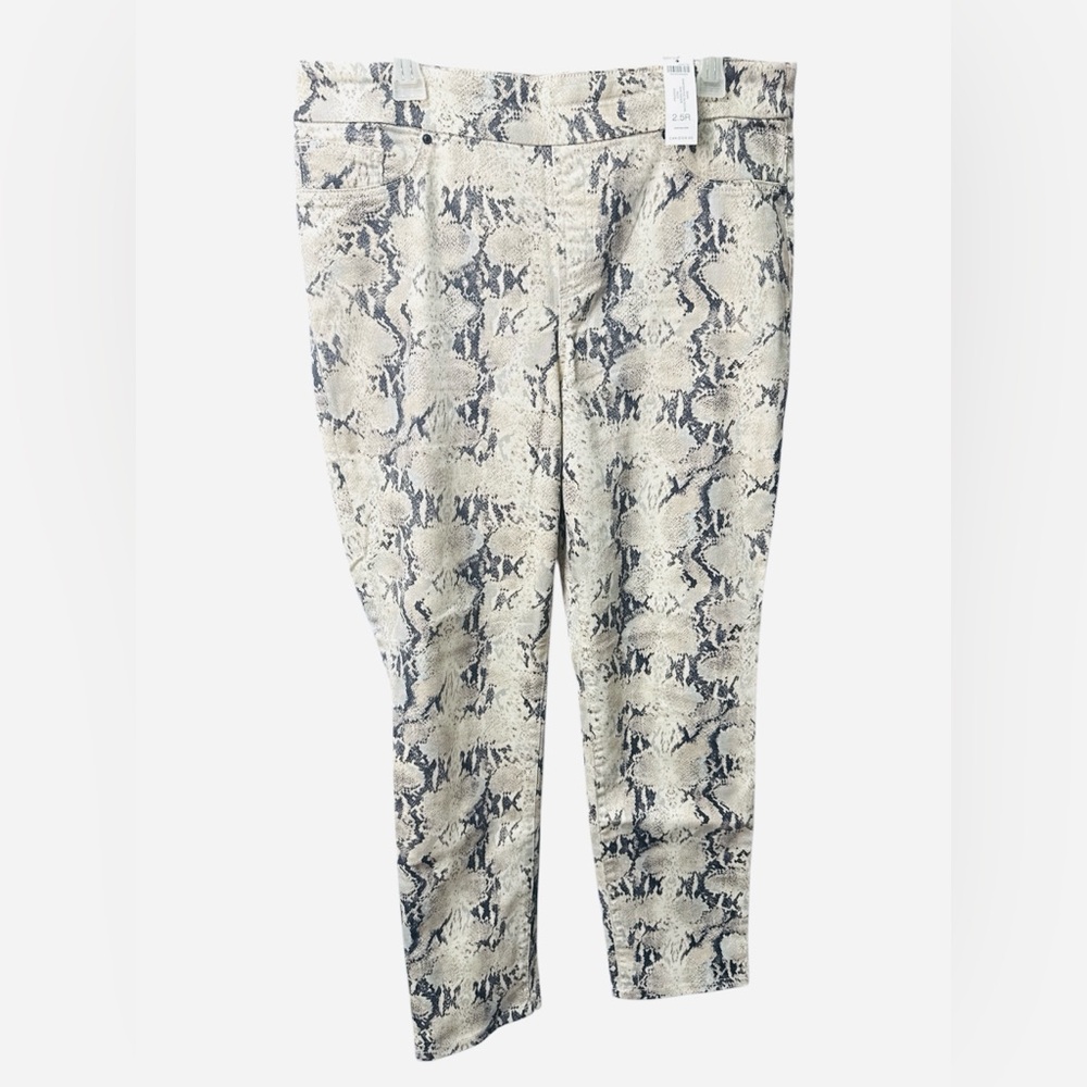 Chico's Black and Cream Animal Print Jeans